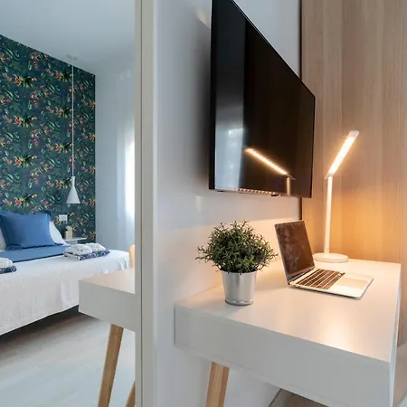 Apartment Nuovo Sulla Con Larga Terrazza Di 70 Mq E Posto Auto Privato *